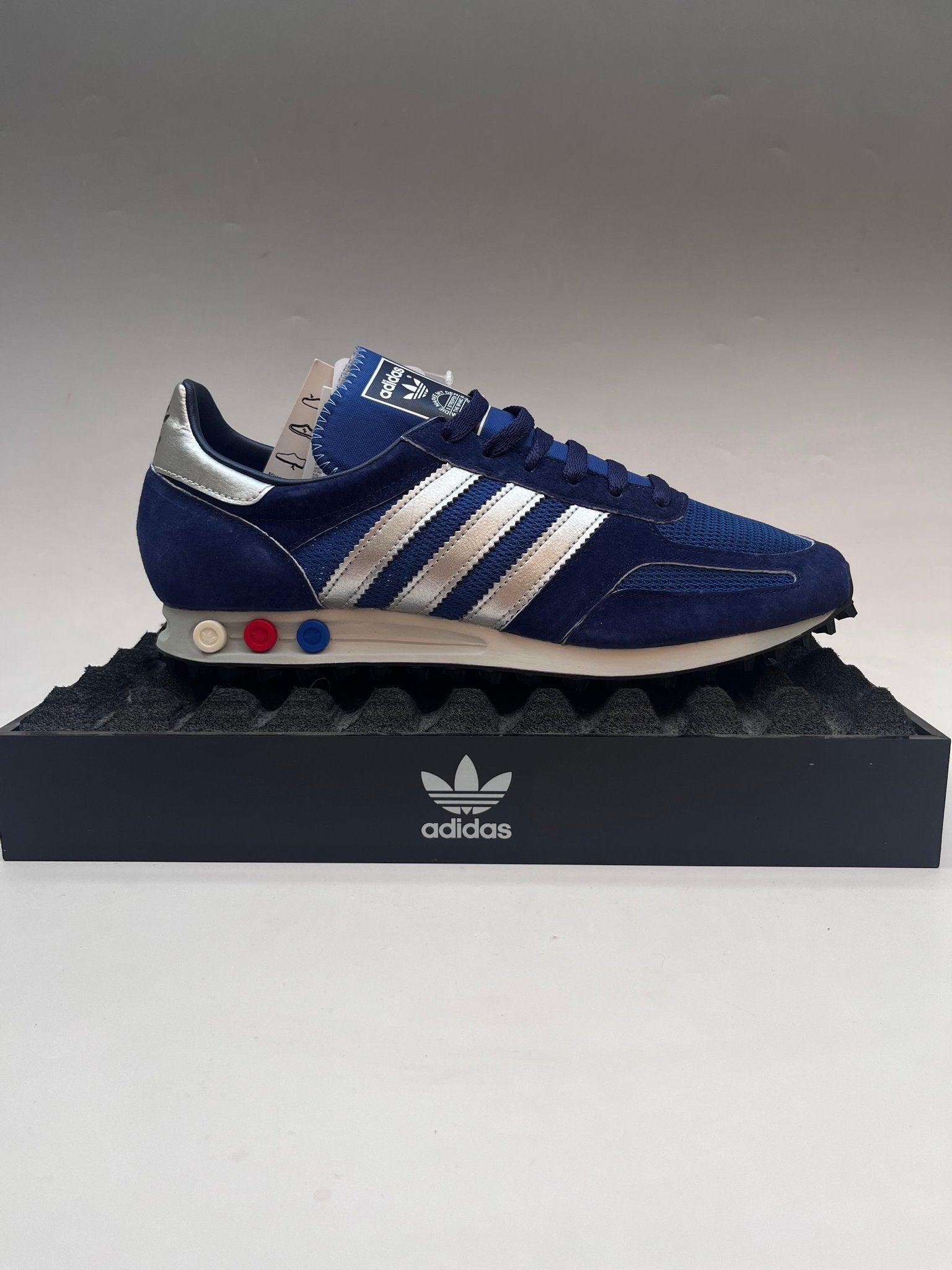adidas sportswear adidas originals la trainer og blue