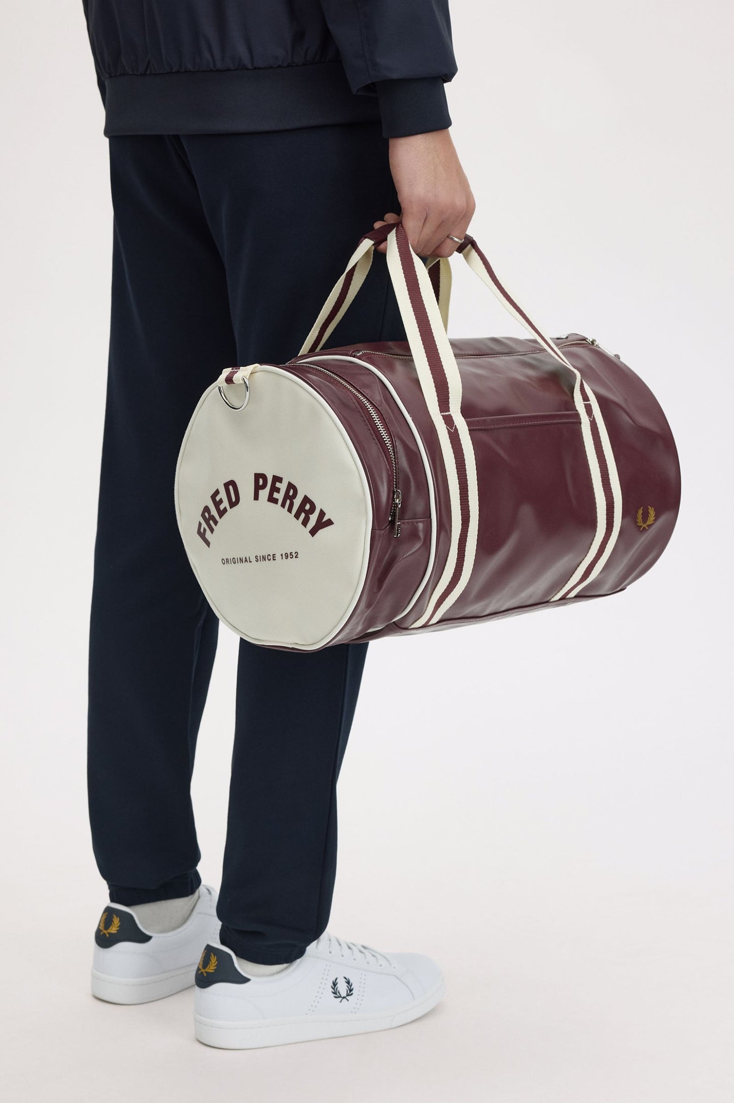 Fred Perry Barrel Bag L7260 // OXBLOOD R82