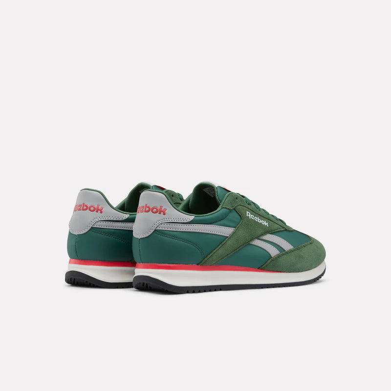 Reebok World 70 // GREEN