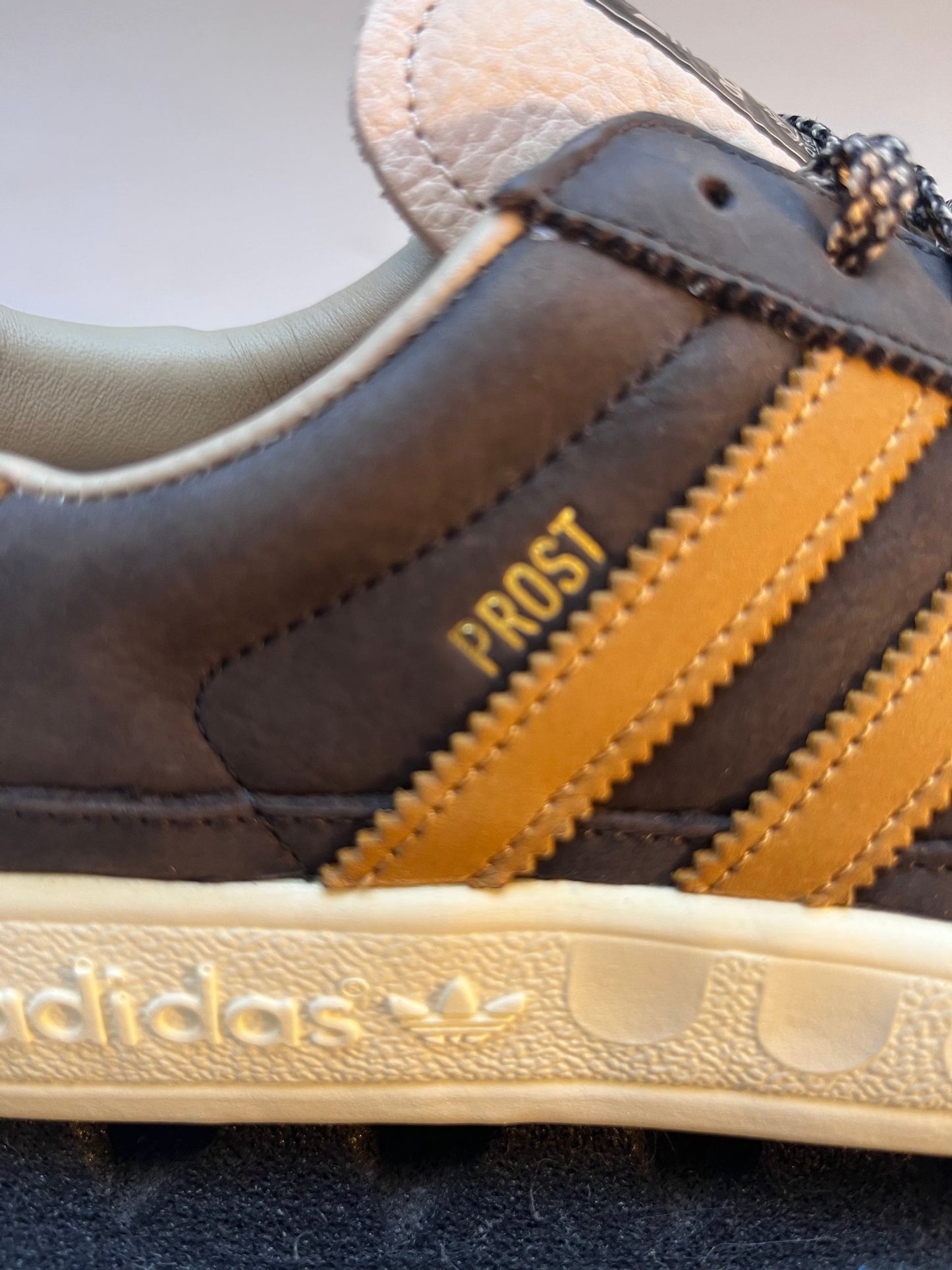 adidas Originals München MIG "Prost" BY9805 // BROWN