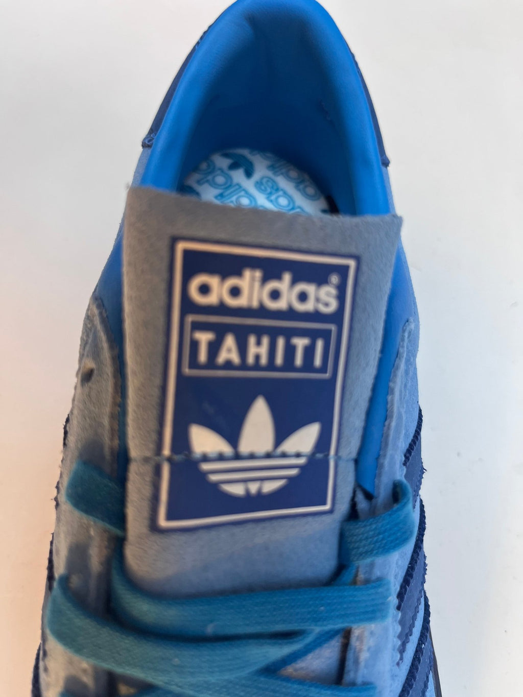 adidas Originals Tahiti B25754 // BLUE