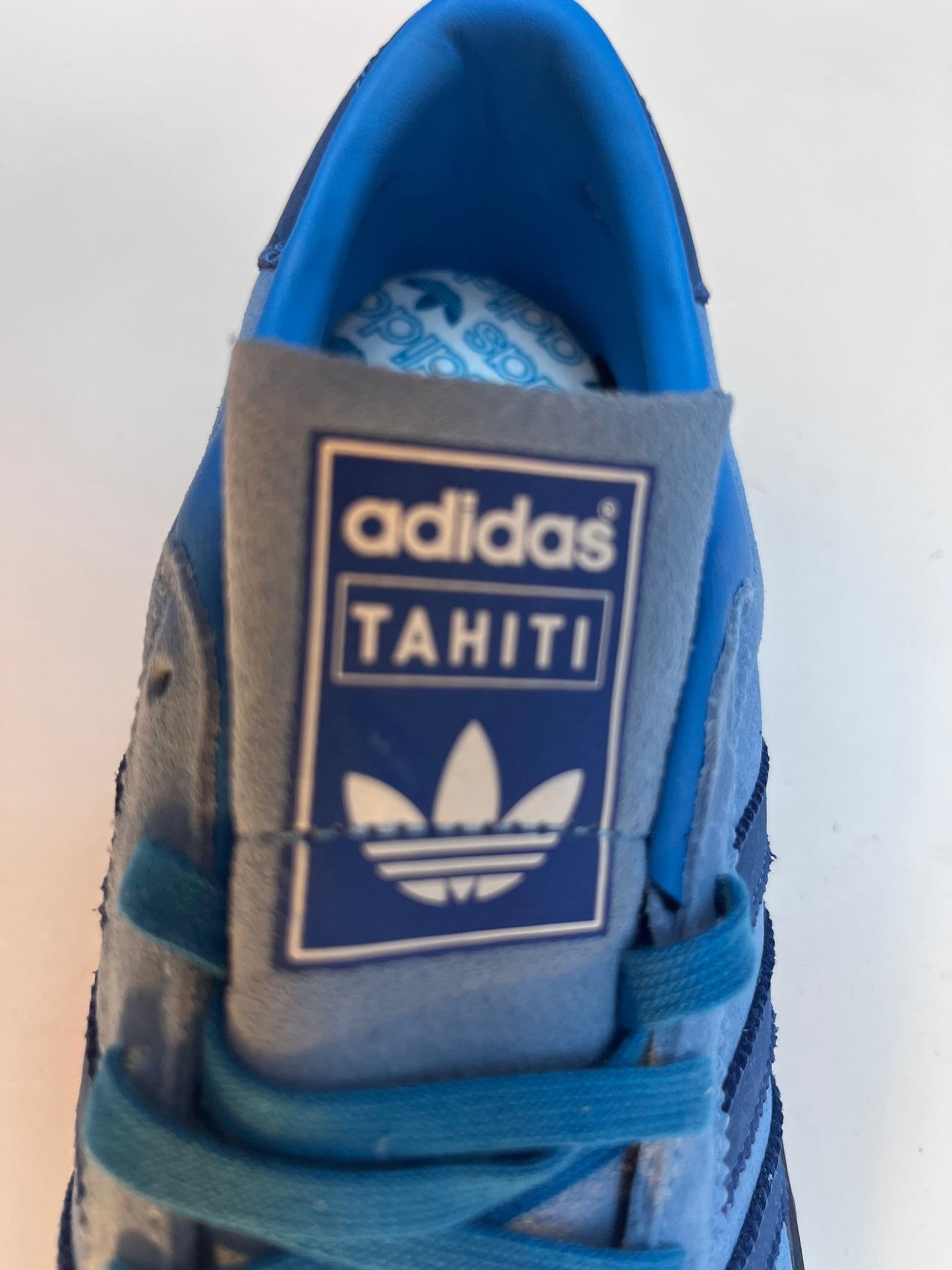 adidas Originals Tahiti B25754 // BLUE