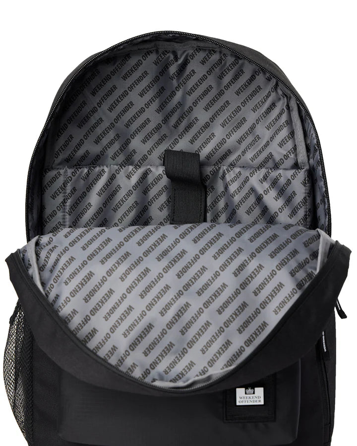 Weekend Offender Large Rucksack // BLACK