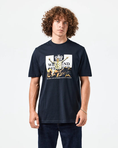 Weekend Offender Leo Gregory Graphic T-Shirt // NAVY