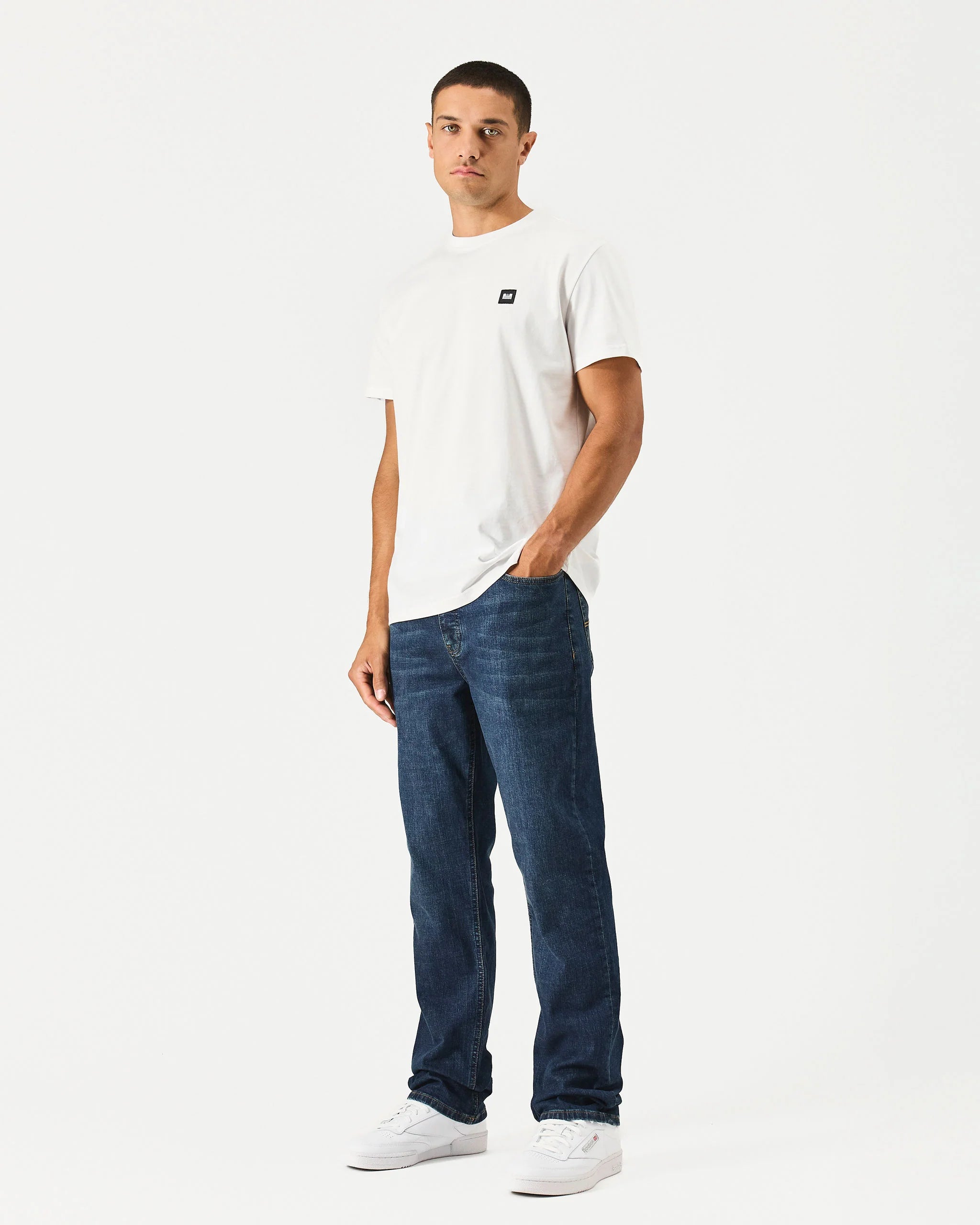 Weekend Offender Straight Fit Denim Jeans // DARK VINTAGE
