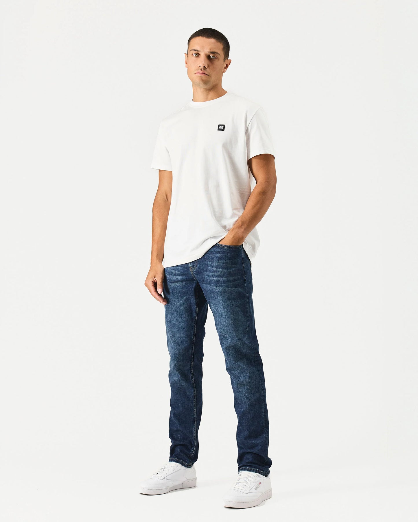 Weekend Offender Tapered Fit Denim Jeans // DARK VINTAGE