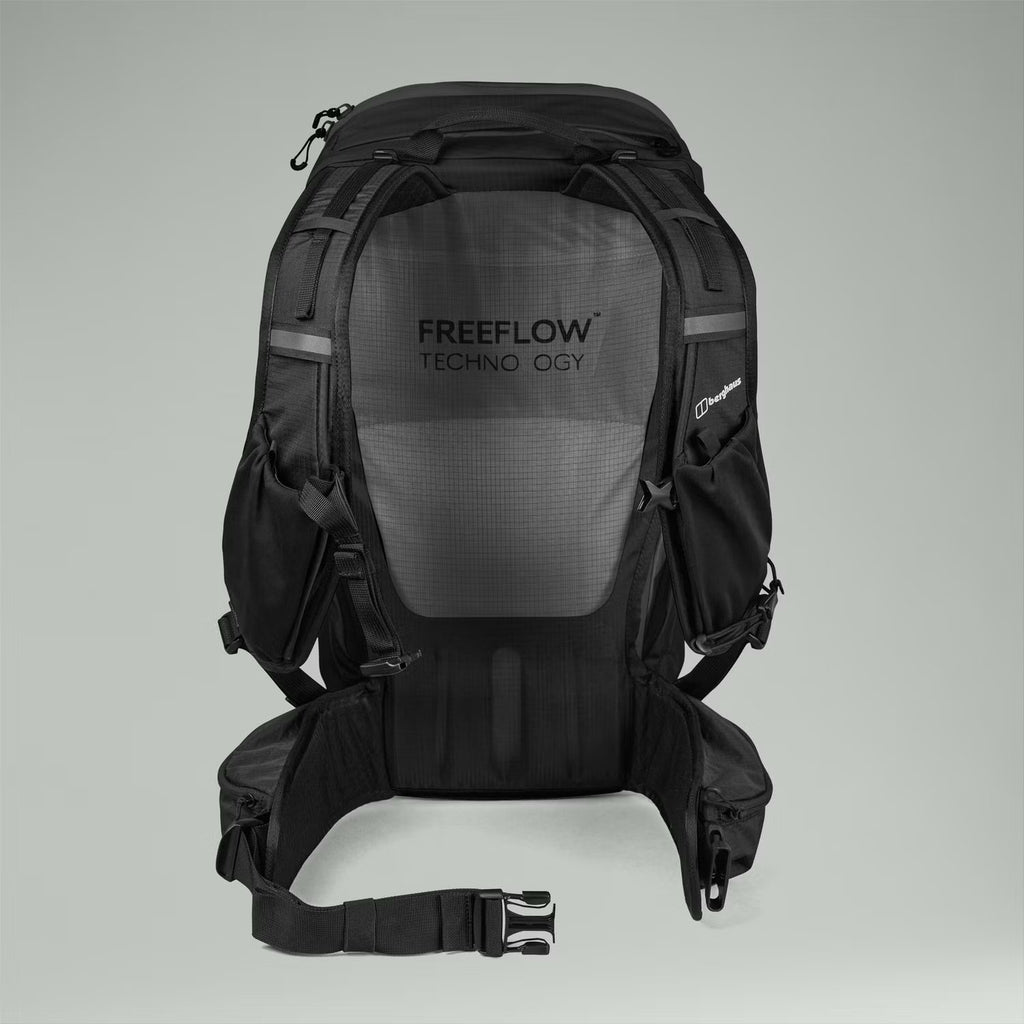 Berghaus Remote Hike M23 Backpack // BLACK