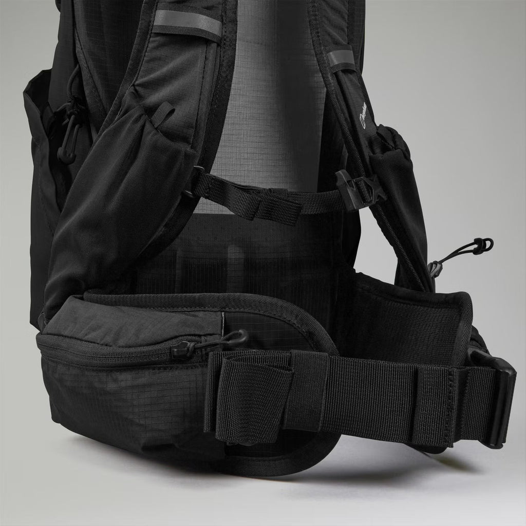 Berghaus Remote Hike M23 Backpack // BLACK