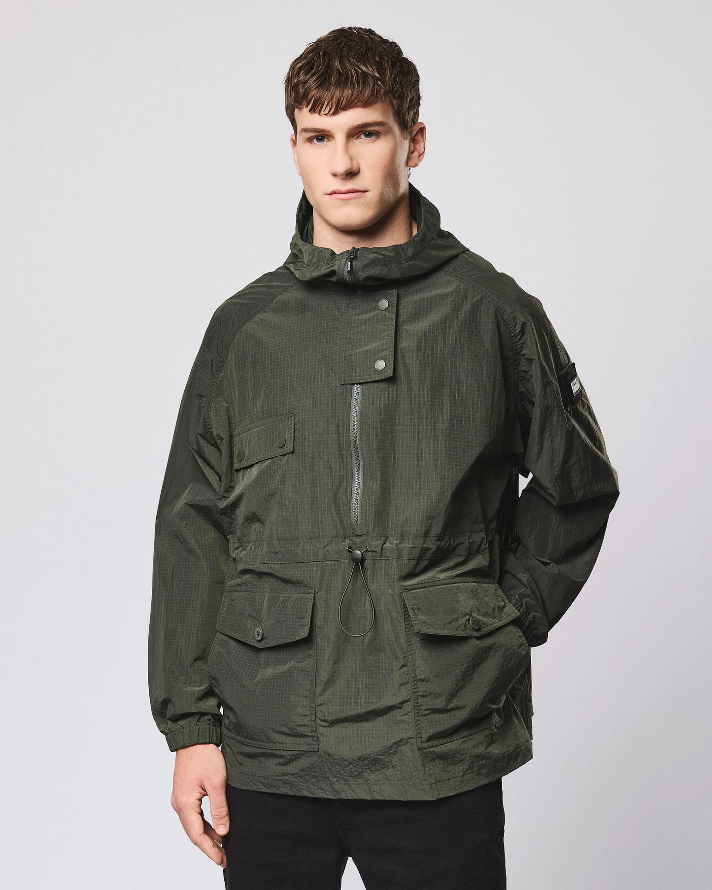 Weekend Offender Zeralda Overhead Jacket // BLACK FOREST