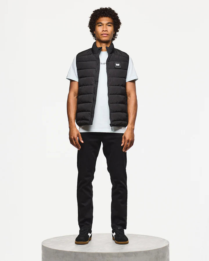 Weekend Offender Gacha Padded Gilet // BLACK
