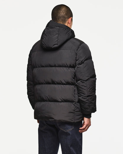 Weekend Offender Amsterdam Primaloft Jacket // BLACK