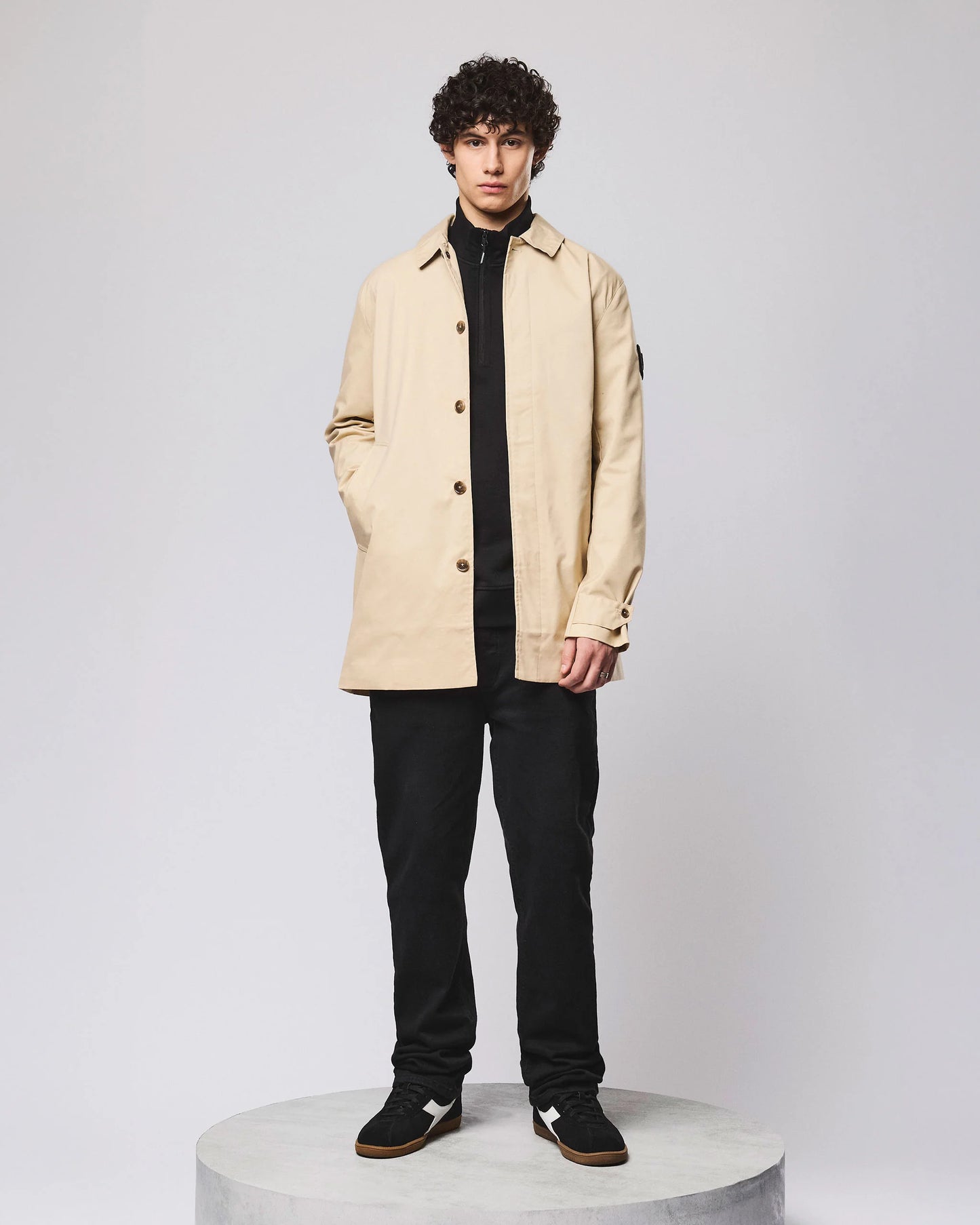 Weekend Offender Whitehouse Mac Jacket // STONE