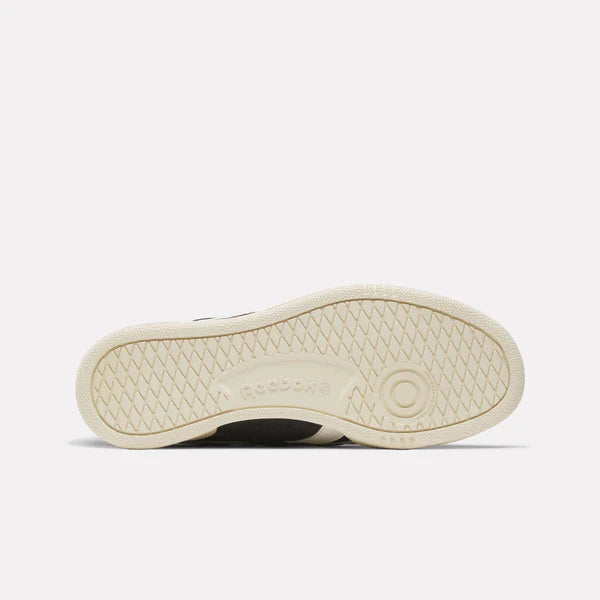 Reebok Club C Grounds UK 100228138 // WASHED BLACK