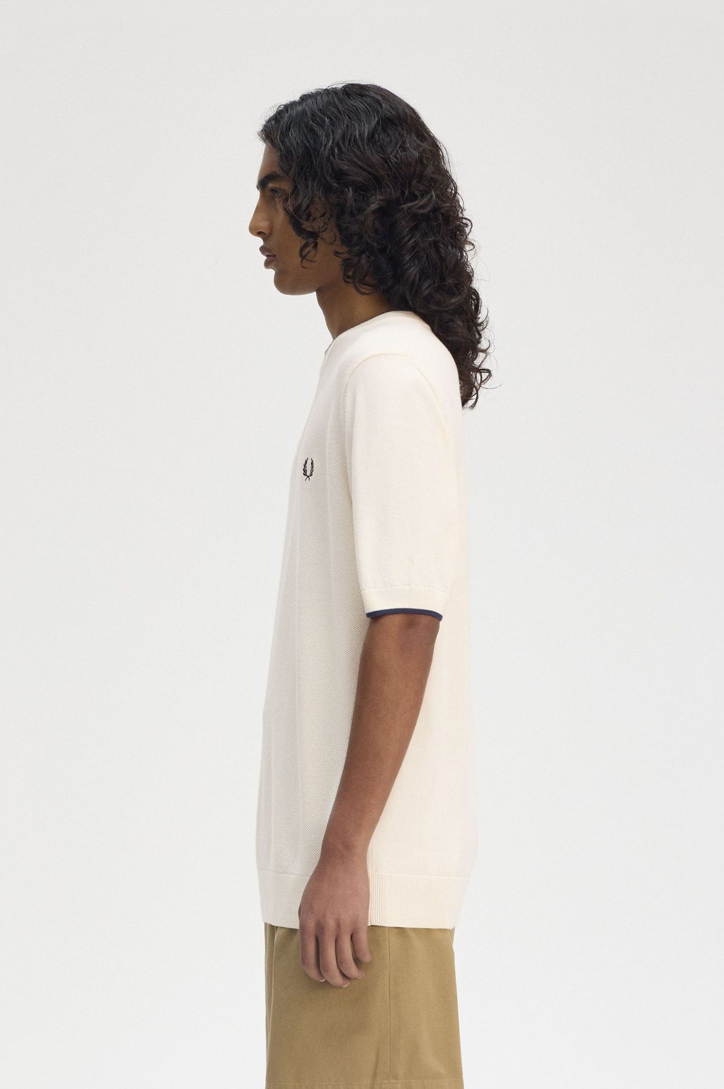 Fred Perry Texture Front Knitted T-Shirt K7642 // ECRU S64