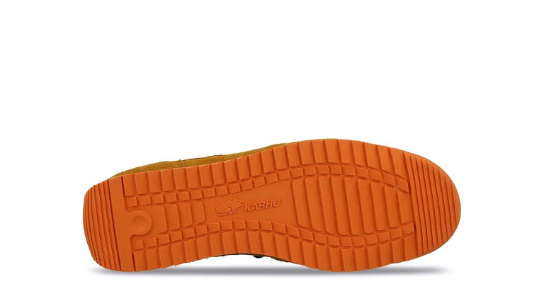Karhu Mestari 76 // ORANGE/BLACK