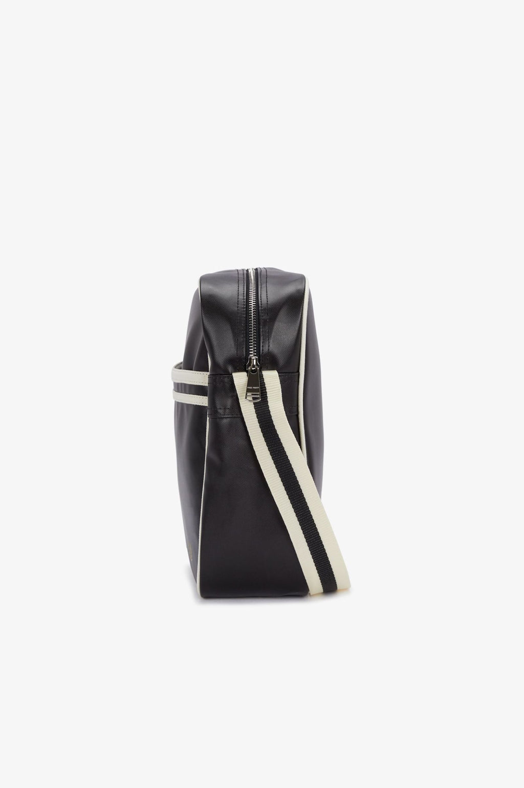 Fred Perry Shoulder Bag L8257 // BLACK/ECRU D57