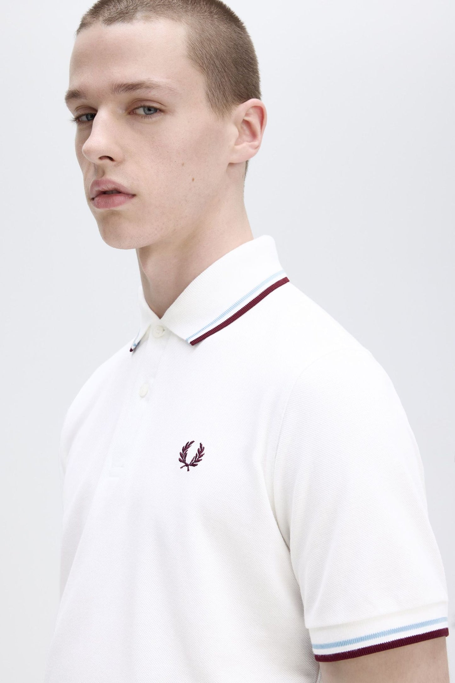 Fred Perry M12 Made In England Polo // WHITE/MAROON 120