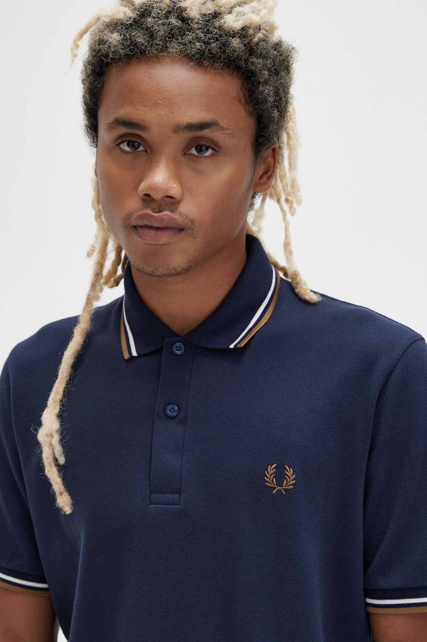 Fred Perry M12 S50 Made in England Skjorta // NAVY/ECRU 