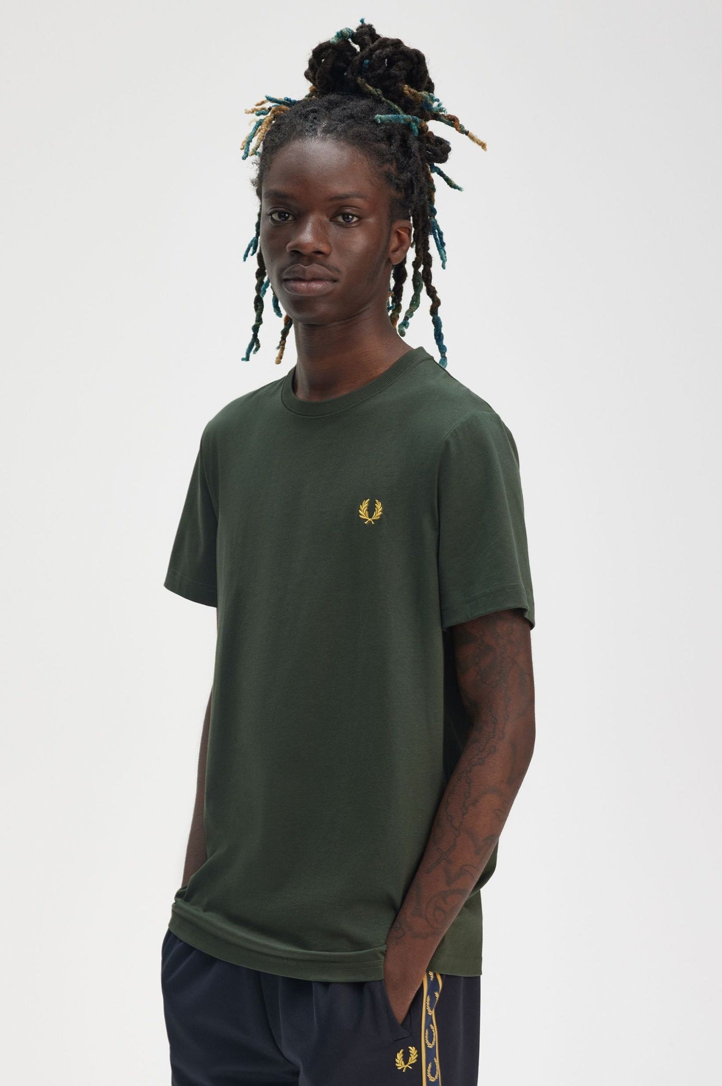 Fred Perry Crew Neck T-Shirt M1600 // COURT GREEN X89