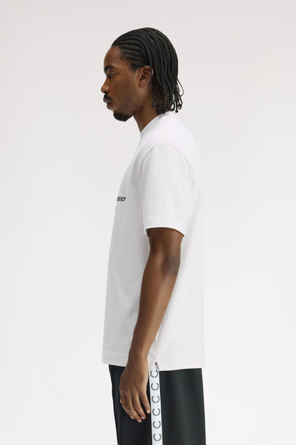 Fred Perry M2406 Original Sportswear T-Shirt // SNOW WHITE 129