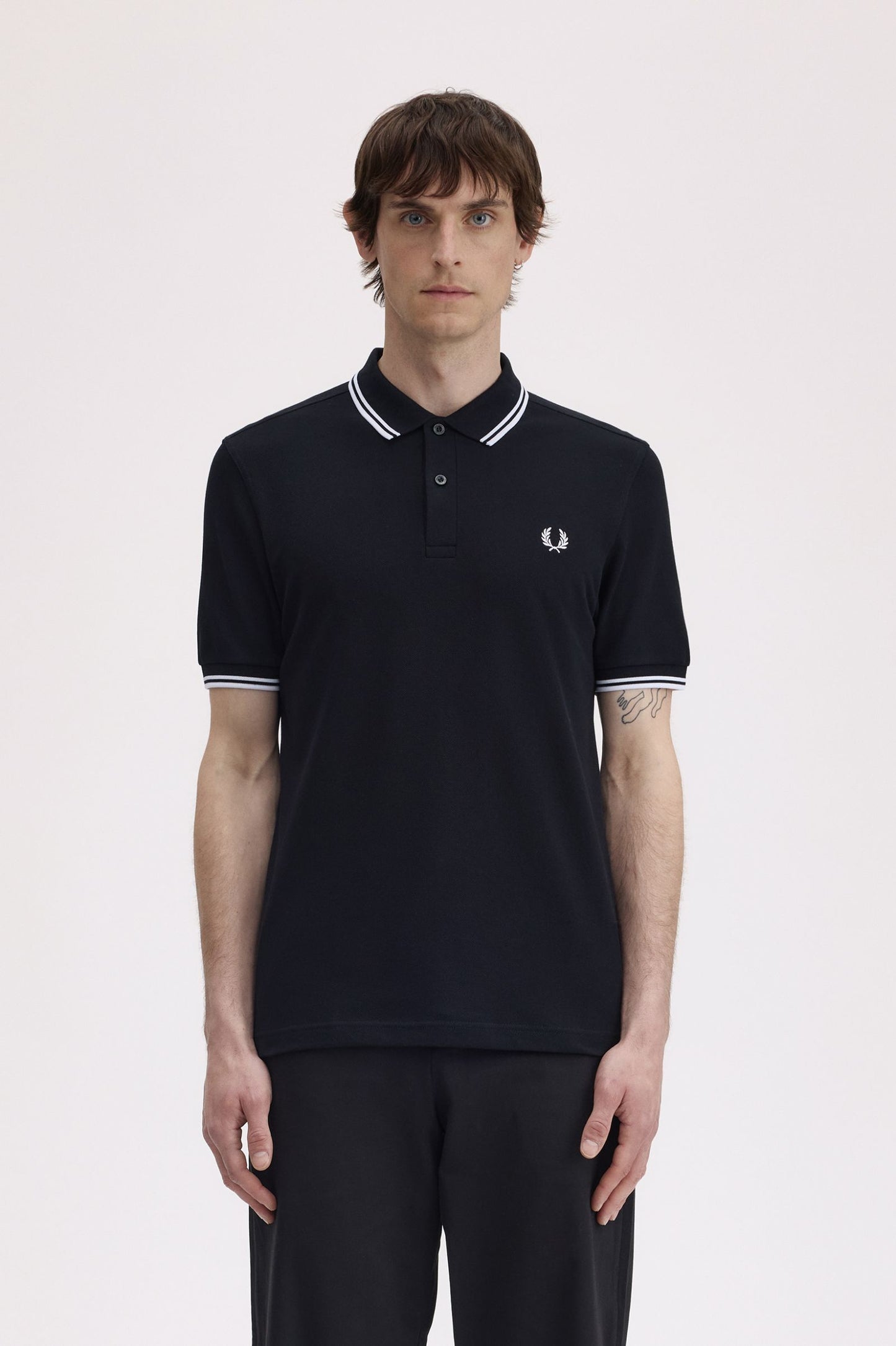 Fred Perry M3600 Polo // BLACK/WHITE 350