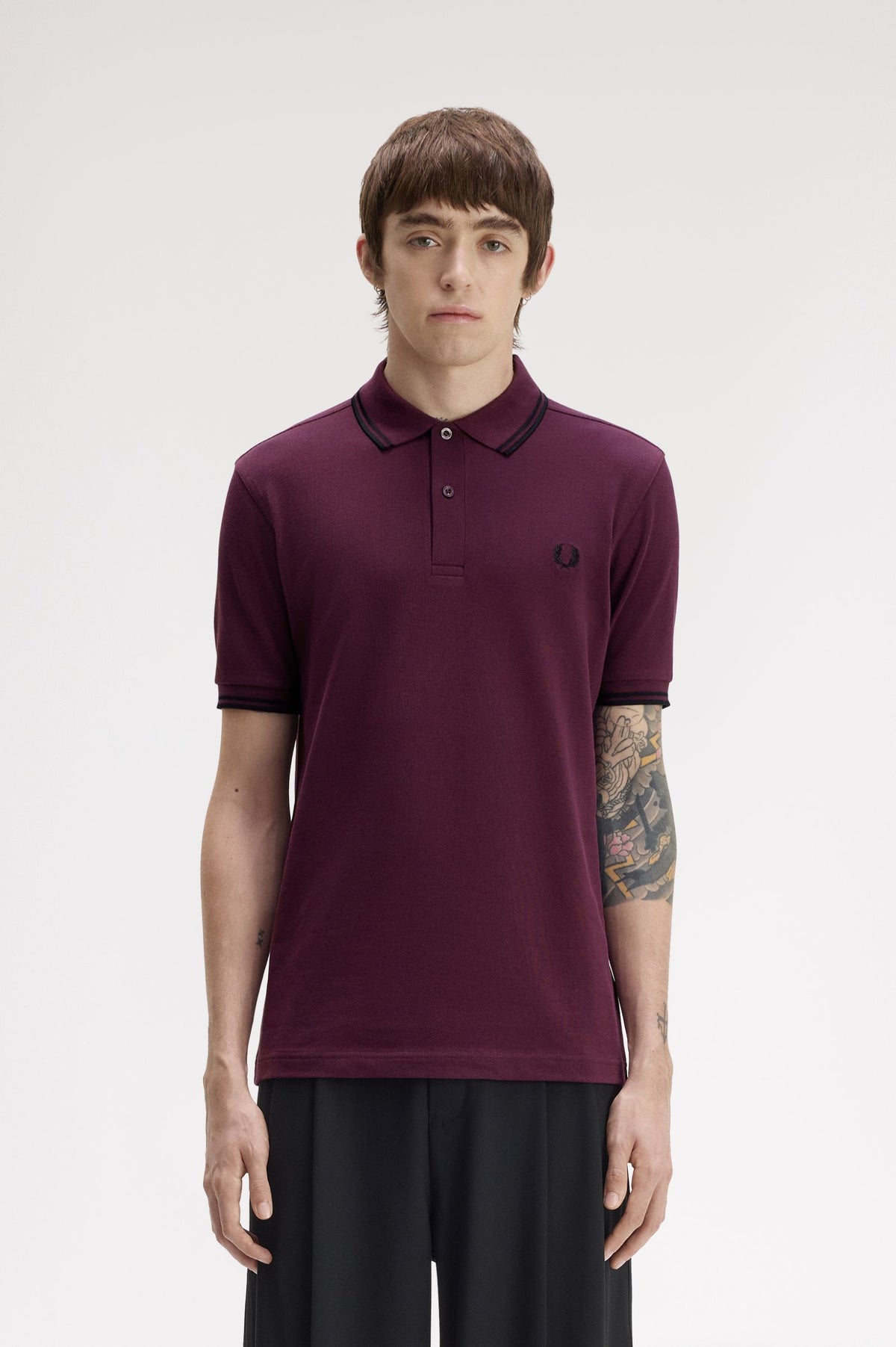 Fred Perry M3600 Polo // PLUM BLACK 84C
