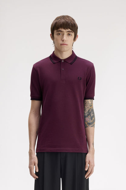 Fred Perry M3600 Polo // PLUM BLACK 84C