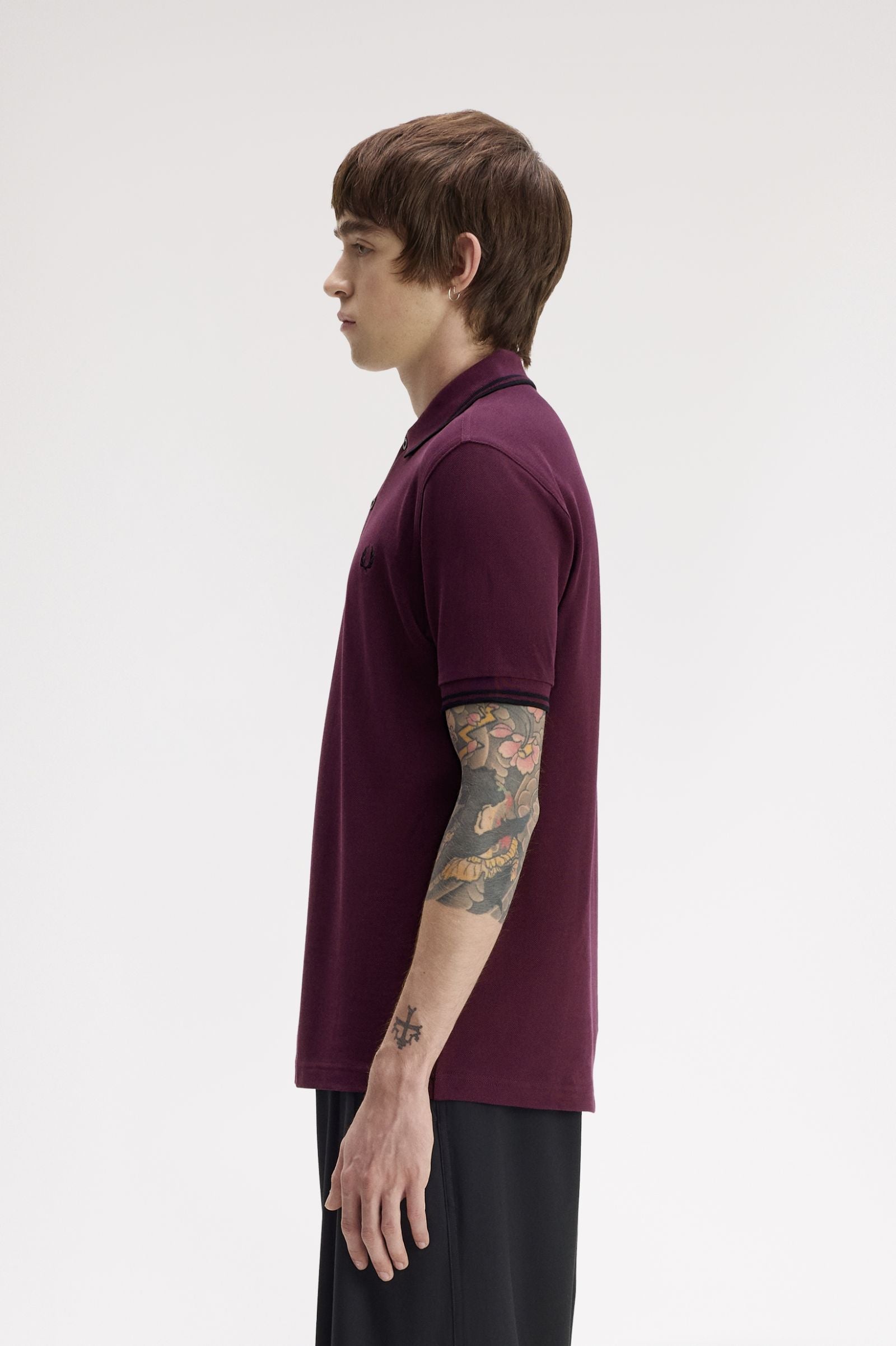 Fred Perry M3600 Polo // PLUM BLACK 84C