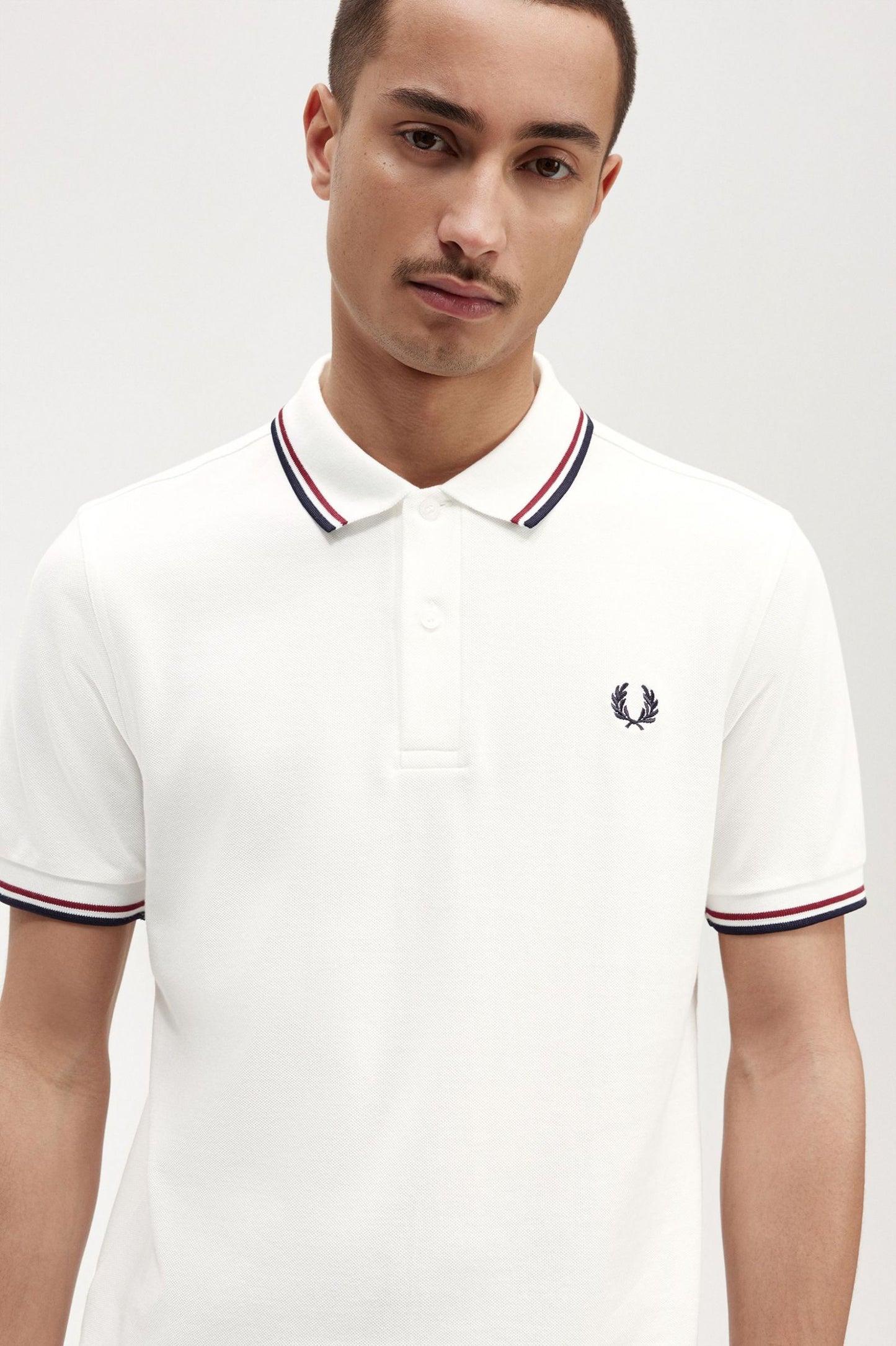 Fred Perry Twin Tipped M3600 // SNOW WHITE T60