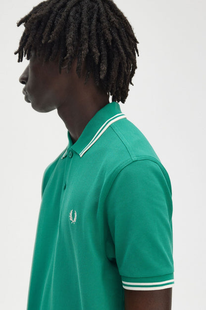 Fred Perry M3600 Polo // LABEL GREEN Y37