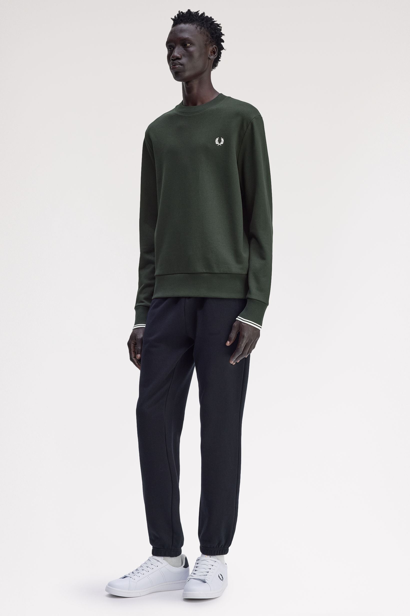 Fred Perry Crew Neck Sweatshirt // GREEN T50