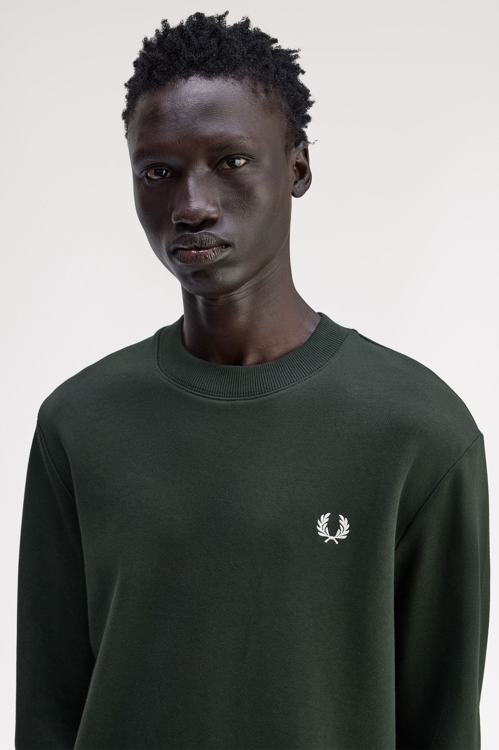 Fred Perry Crew Neck Sweatshirt // GREEN T50