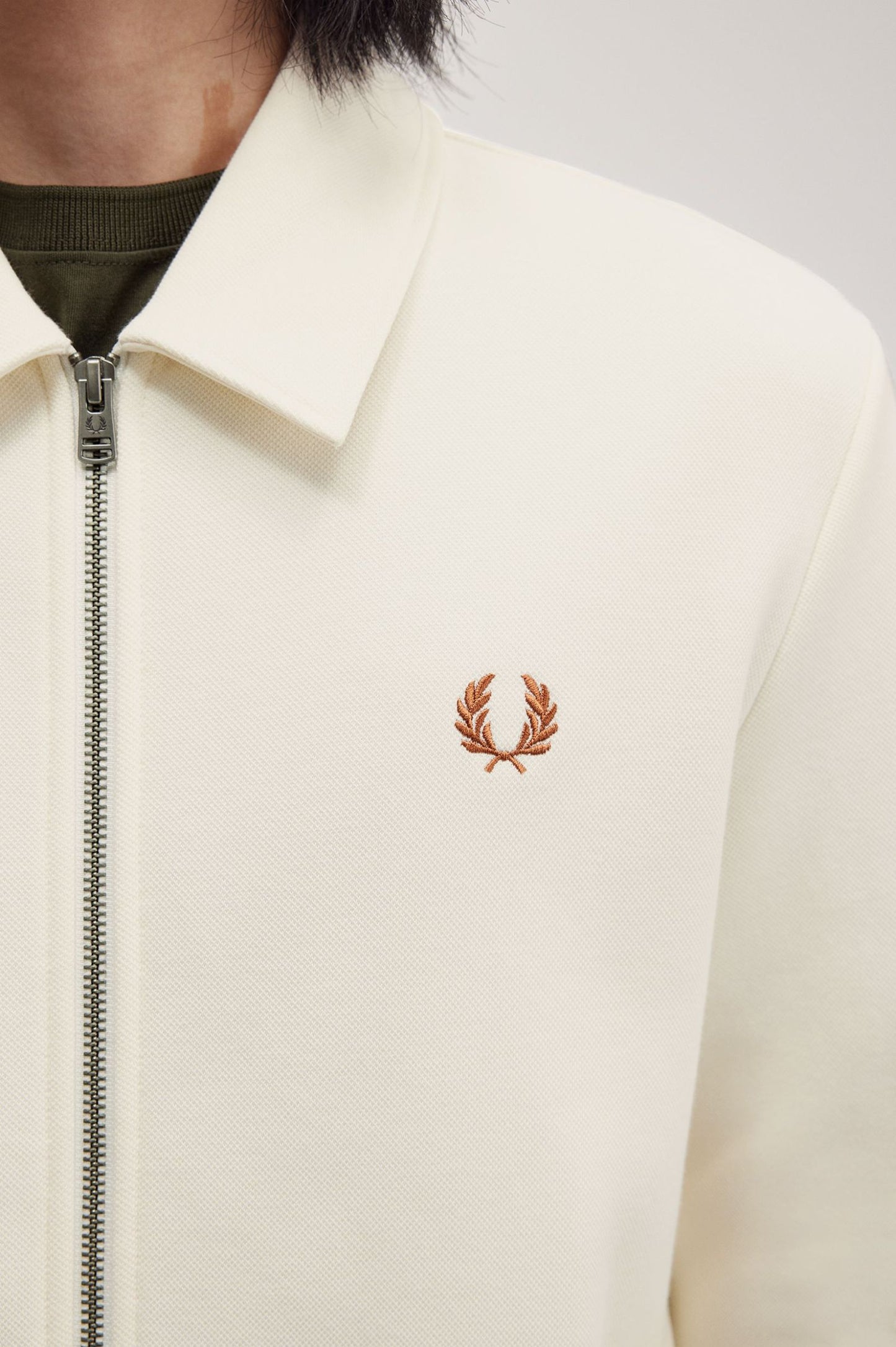 Fred Perry Zip Fleeceback Sweat M8617 // ECRU 560