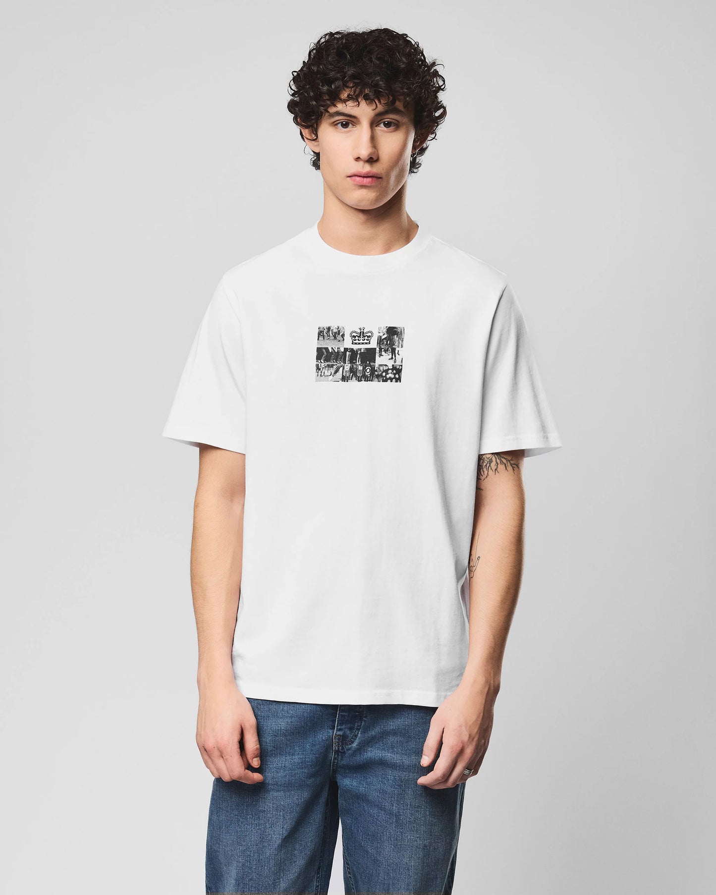 Weekend Offender Albion Graphic T-Shirt // WHITE