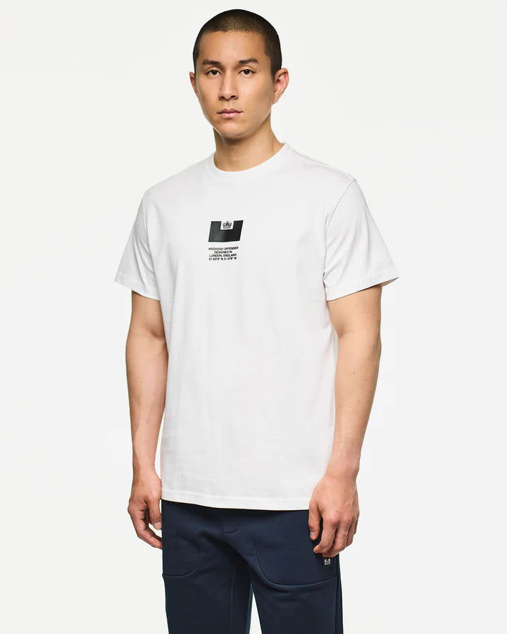 Weekend Offender Carmine Graphic T-Shirt // White