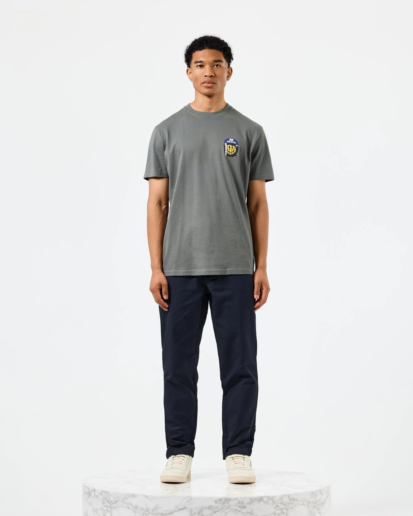 Weekend Offender Metropolitan Peace Graphic T-Shirt // ZINK