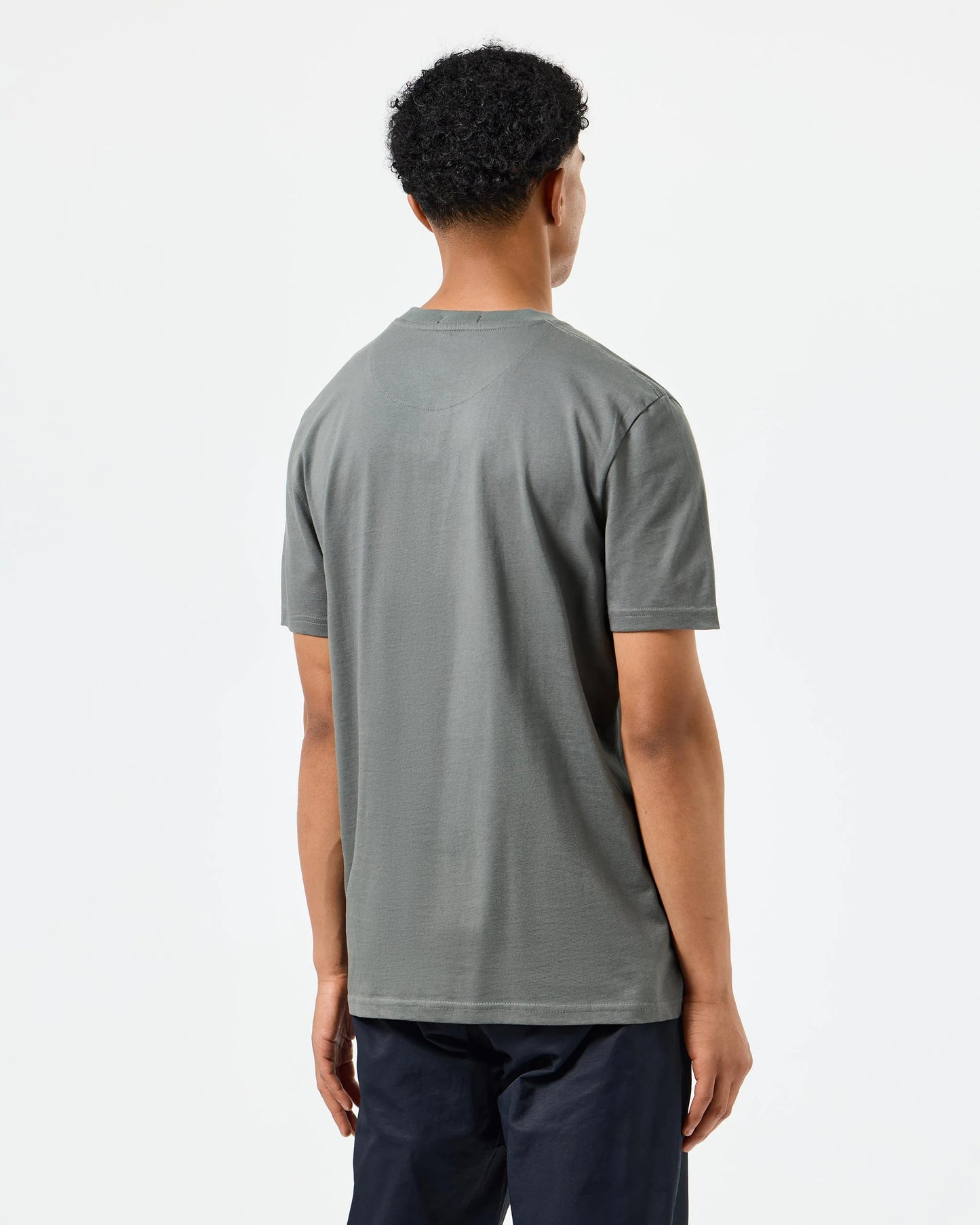 Weekend Offender Metropolitan Peace Graphic T-Shirt // ZINK