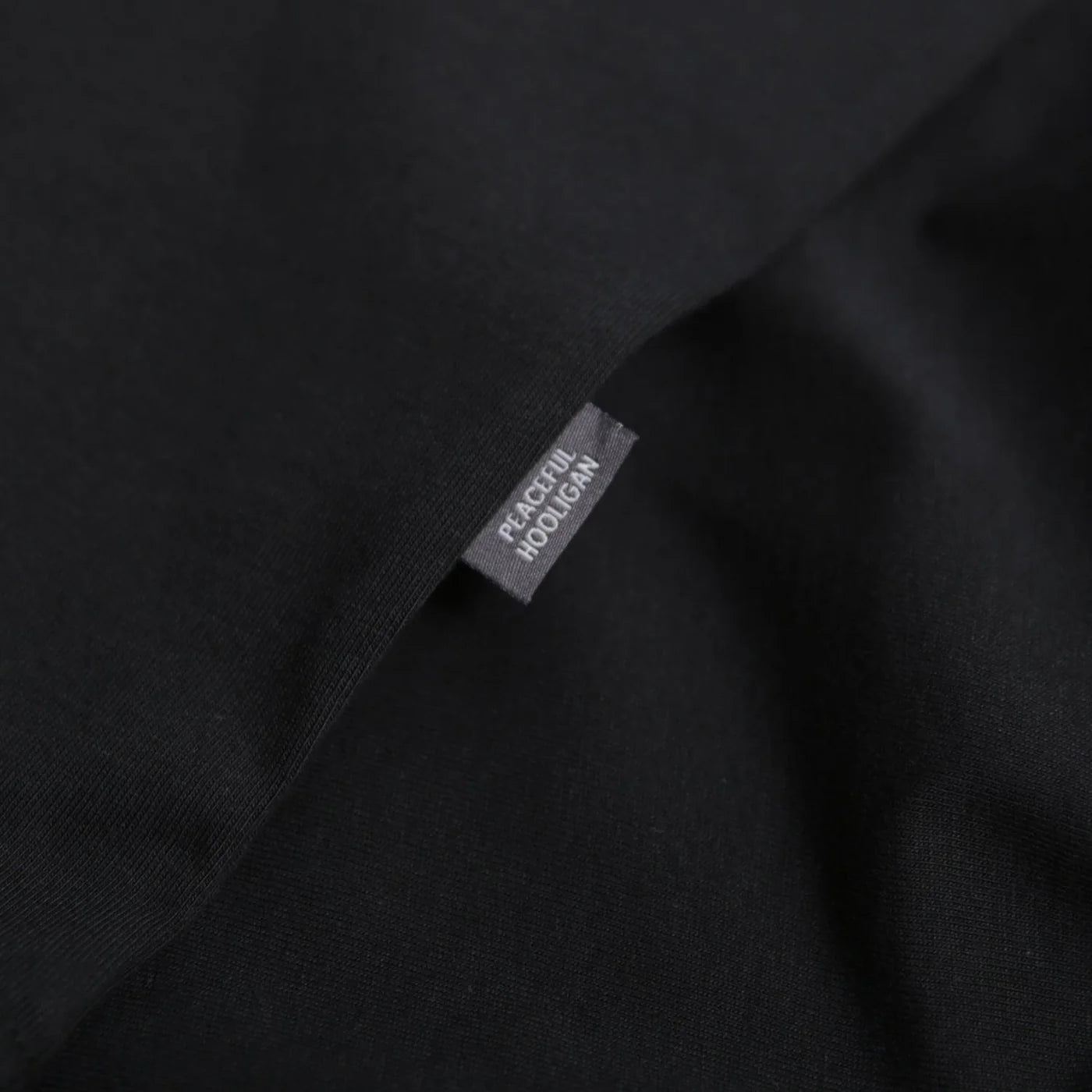 Peaceful Hooligan Outline T-Shirt // BLACK