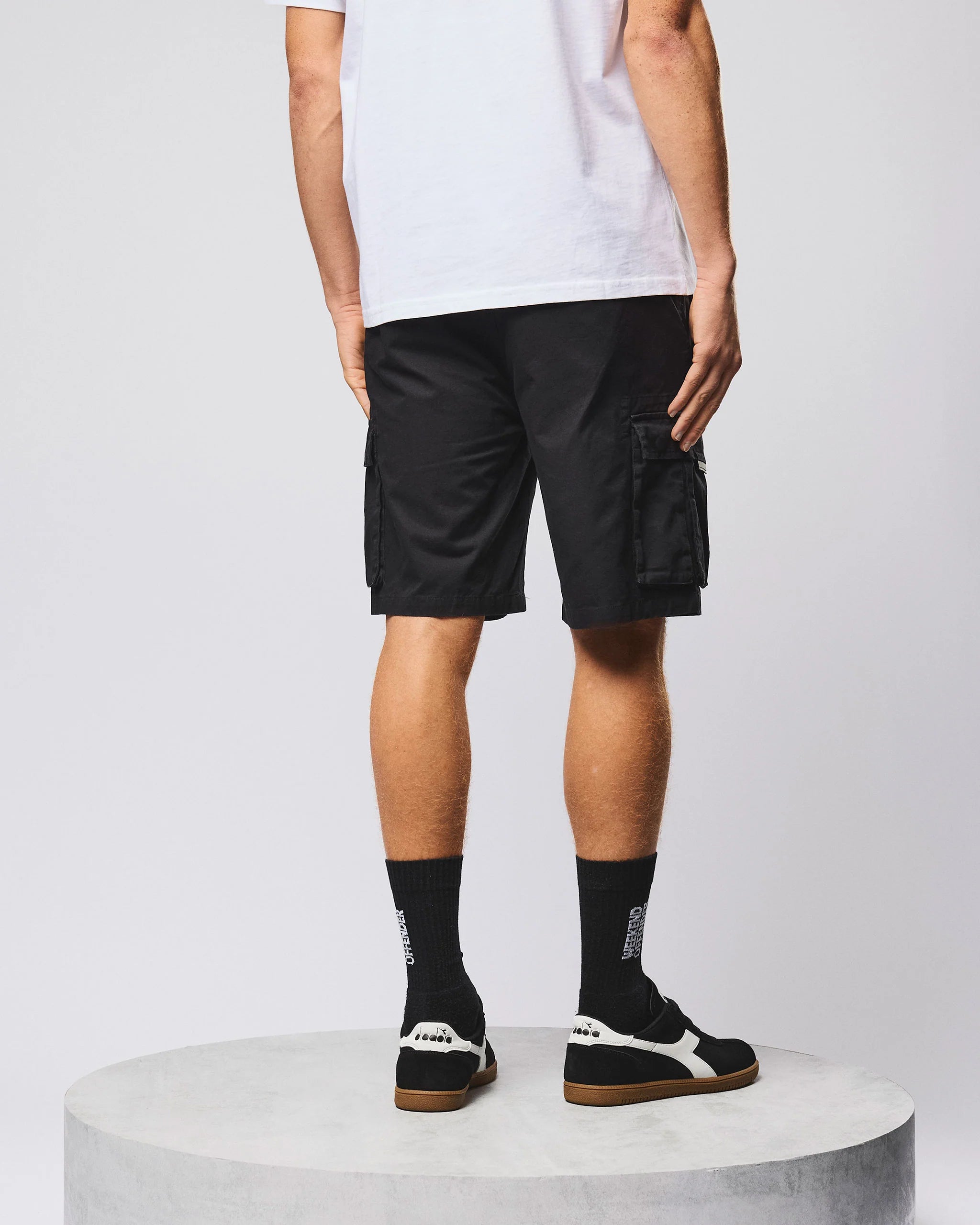 Weekend Offender Mascia Cargo Short // BLACK