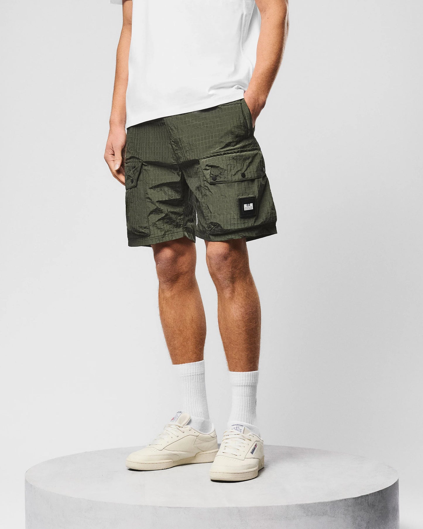 Weekend Offender Zemmouri Cargo Short // BLACK FOREST