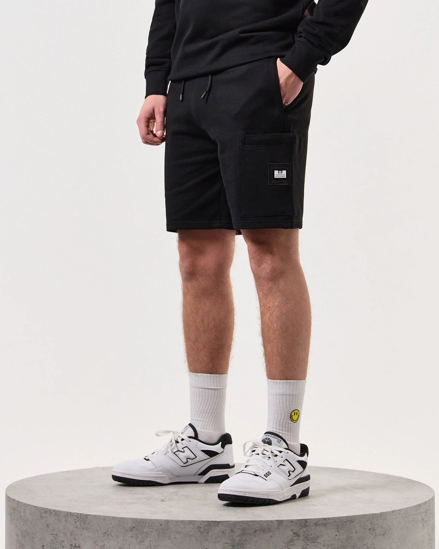 Weekend Offender Hawkins Jogger Shorts // SVART