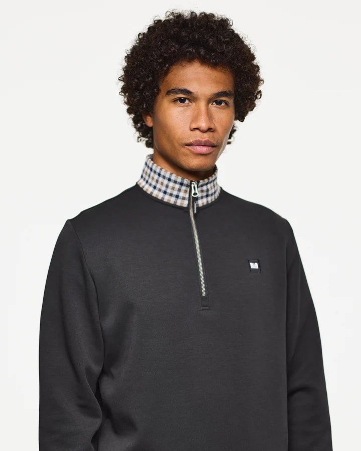 Weekend Offender Henson Quarter Zip Sweatshirt // BLACK