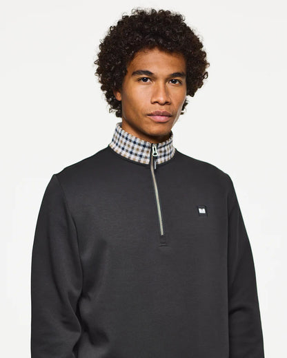 Weekend Offender Henson Quarter Zip Sweatshirt // BLACK