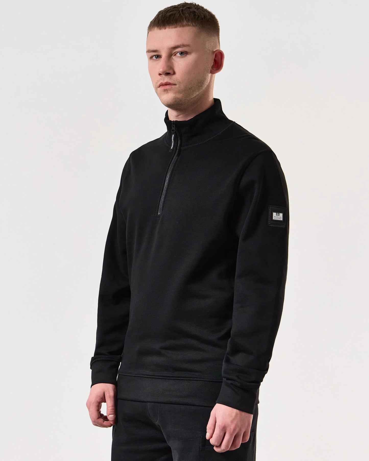 Weekend Offender Kraviz Quarter Zip Sweat // BLACK