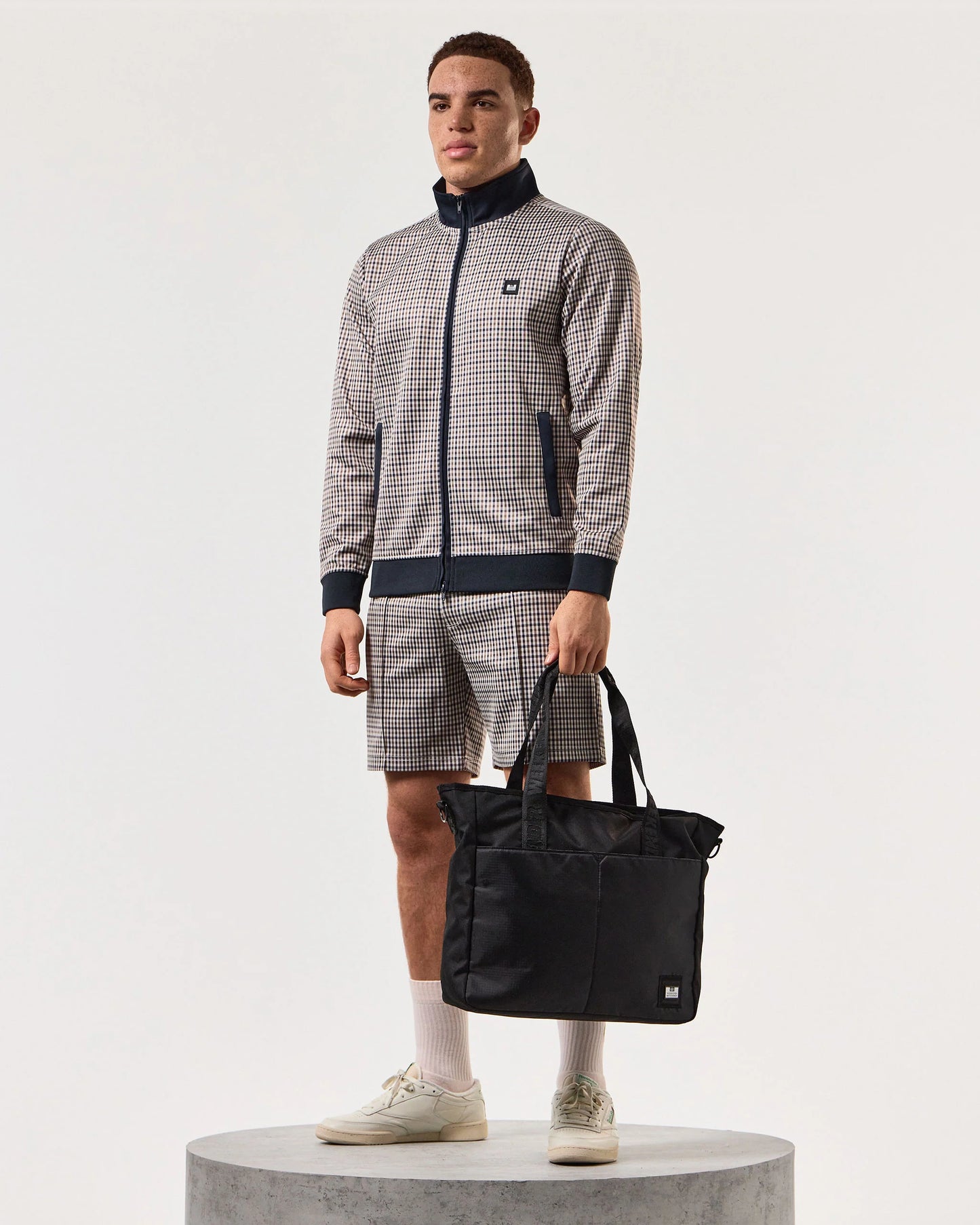 Weekend Offender Placencia Track Top // HUSCHECK