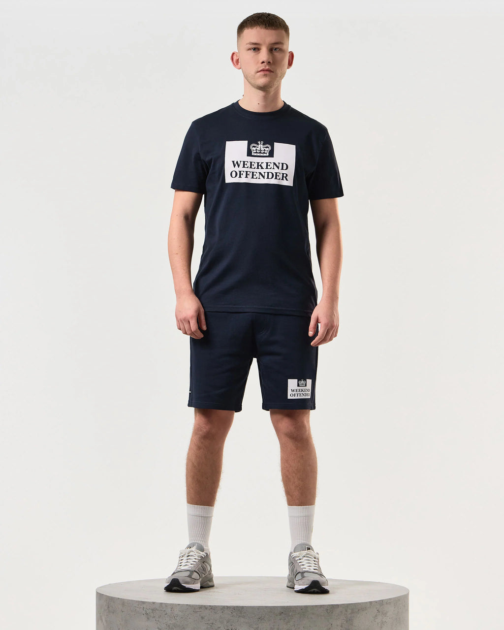 Weekend Offender Prison Classic T-Shirt // NAVY