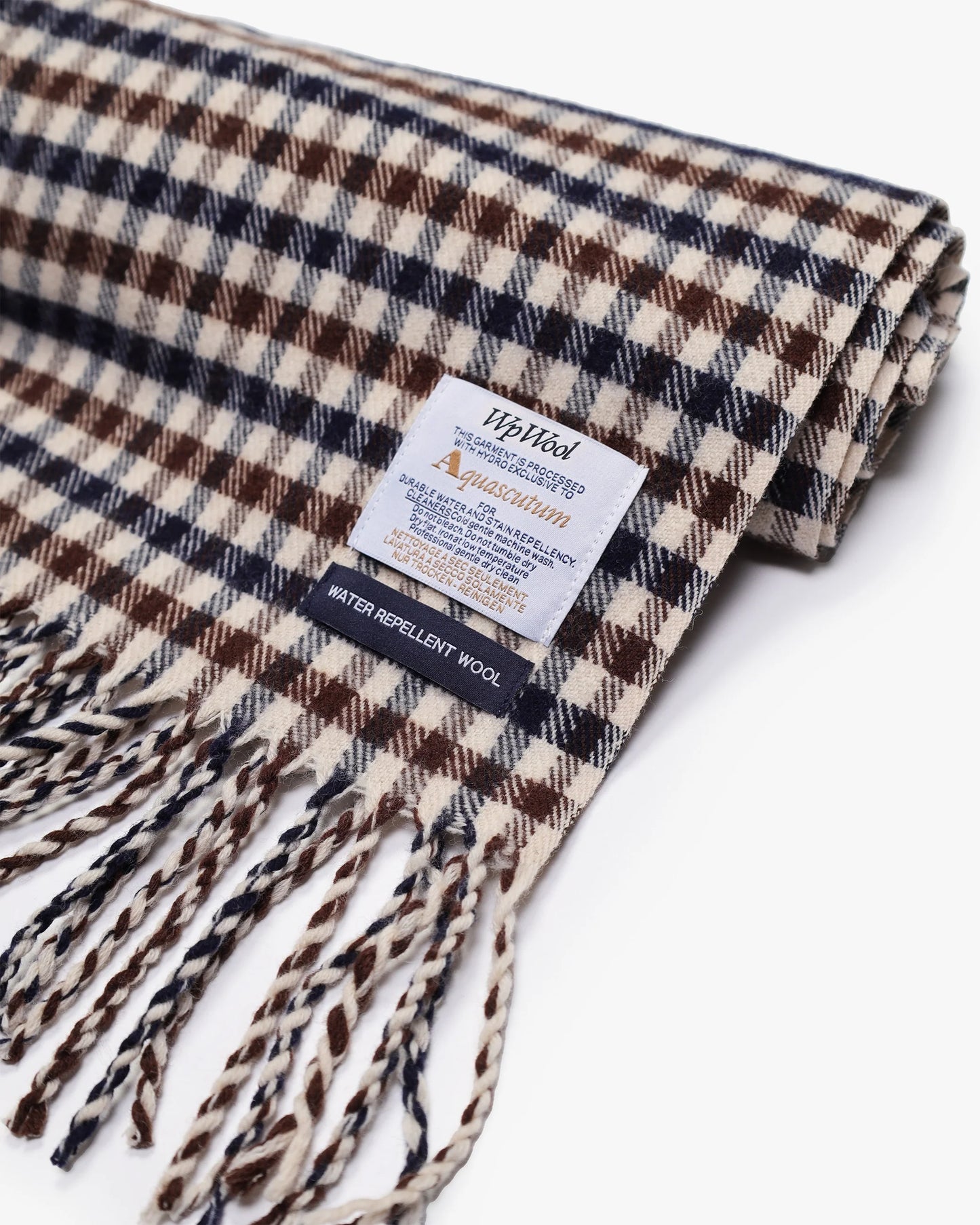 Aquascutum Active Water Repellent Scarf // CLUB CHECK