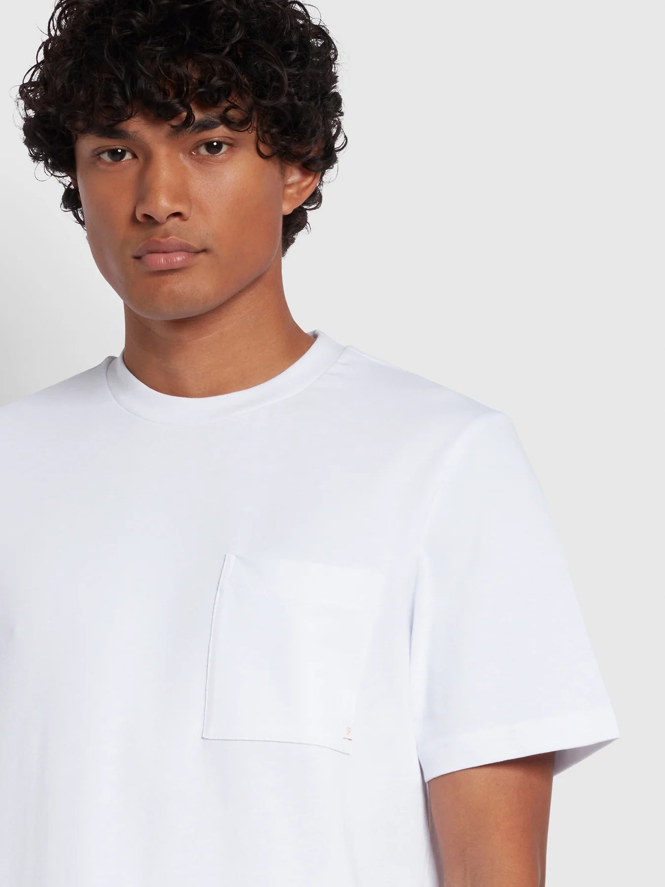 Farah Stacy Pocket Tee // WHITE