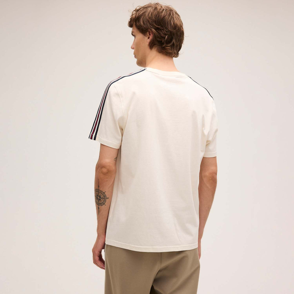 Fila BIELLA regular taped t-shirt // EGRET