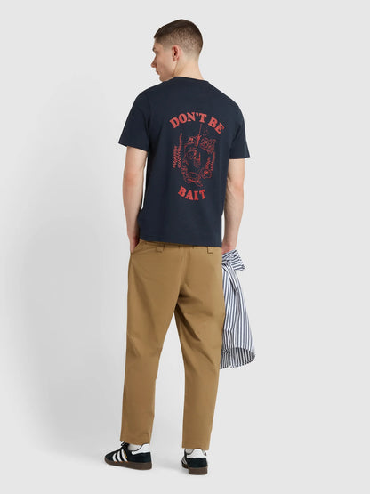 Farah Stockwell Grafisk T-shirt // TRUE MARIN